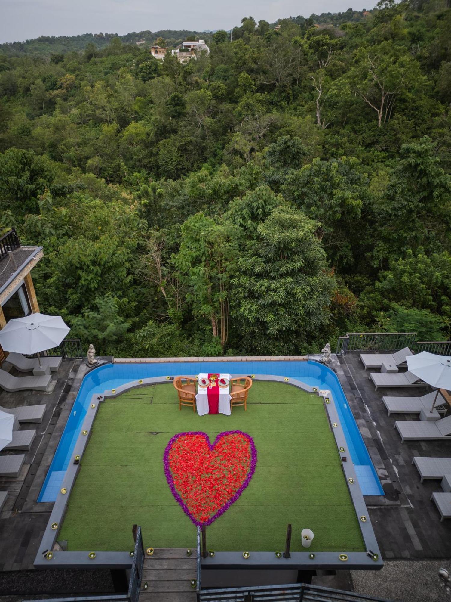 Abasan Hill Hotel And Spa Toyapakeh Extérieur photo